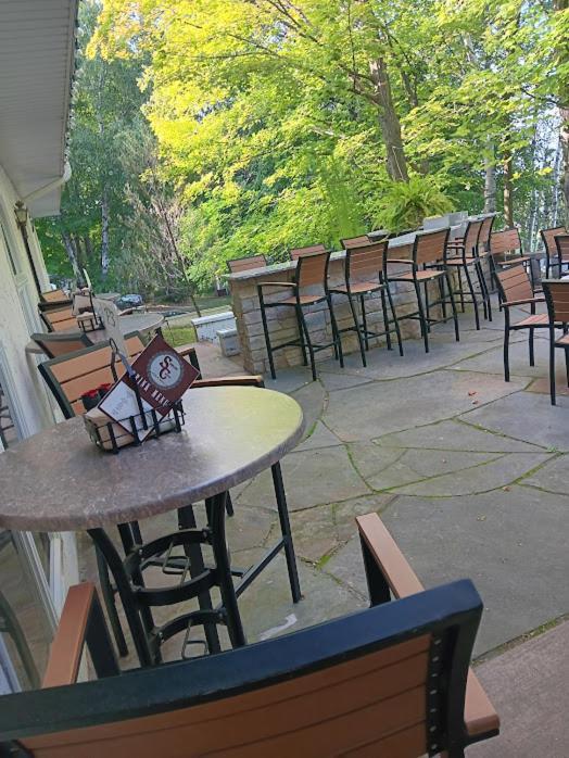 White Birch Inn ستورغون باي المظهر الخارجي الصورة